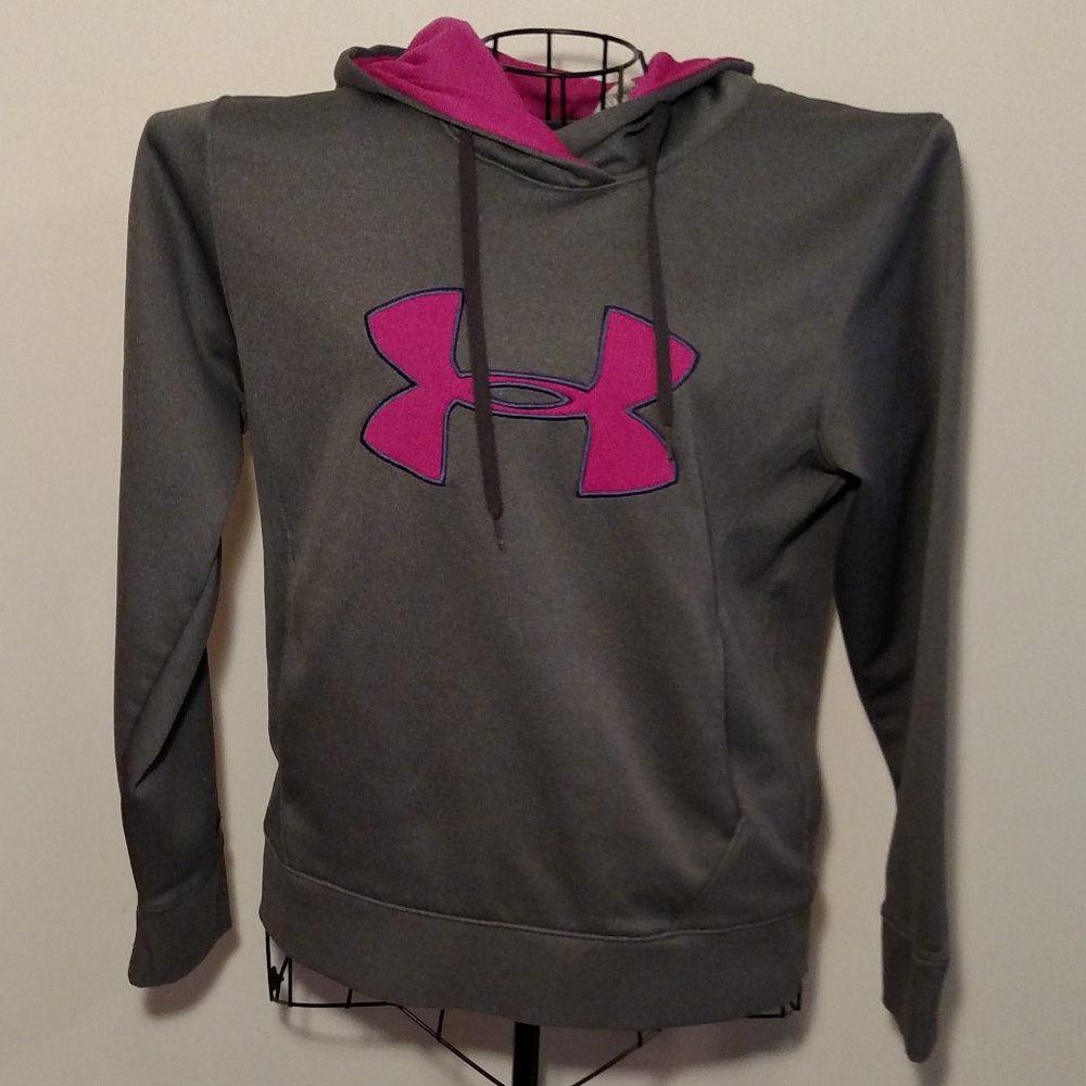 Under Armour gray & pink hoodie, excellent condition, size L